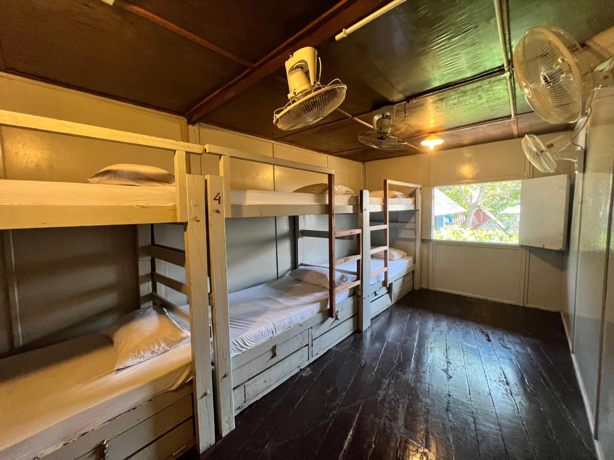 Ohlala Guesthouse Perhentian-øyene Eksteriør bilde