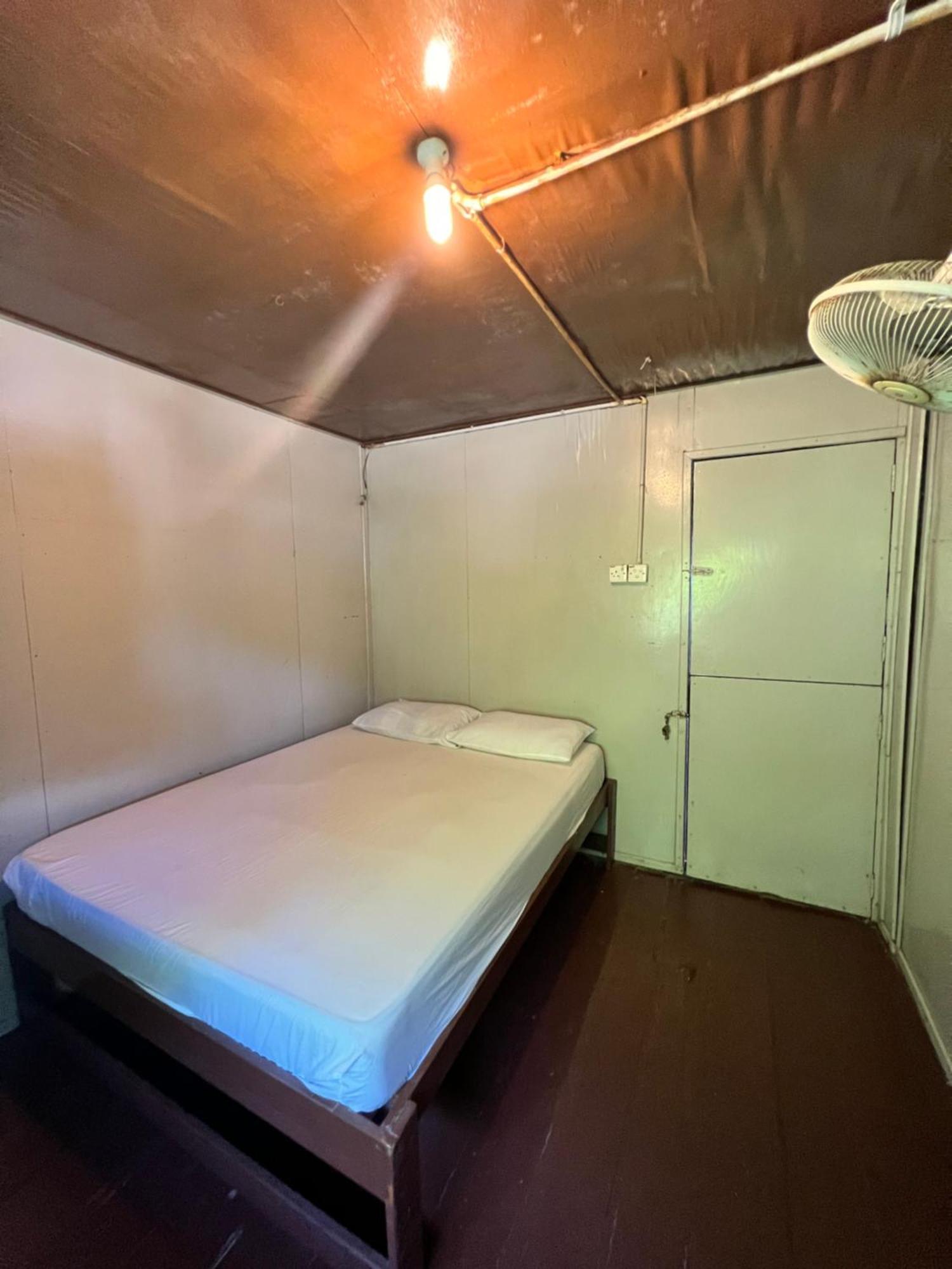 Ohlala Guesthouse Perhentian-øyene Eksteriør bilde
