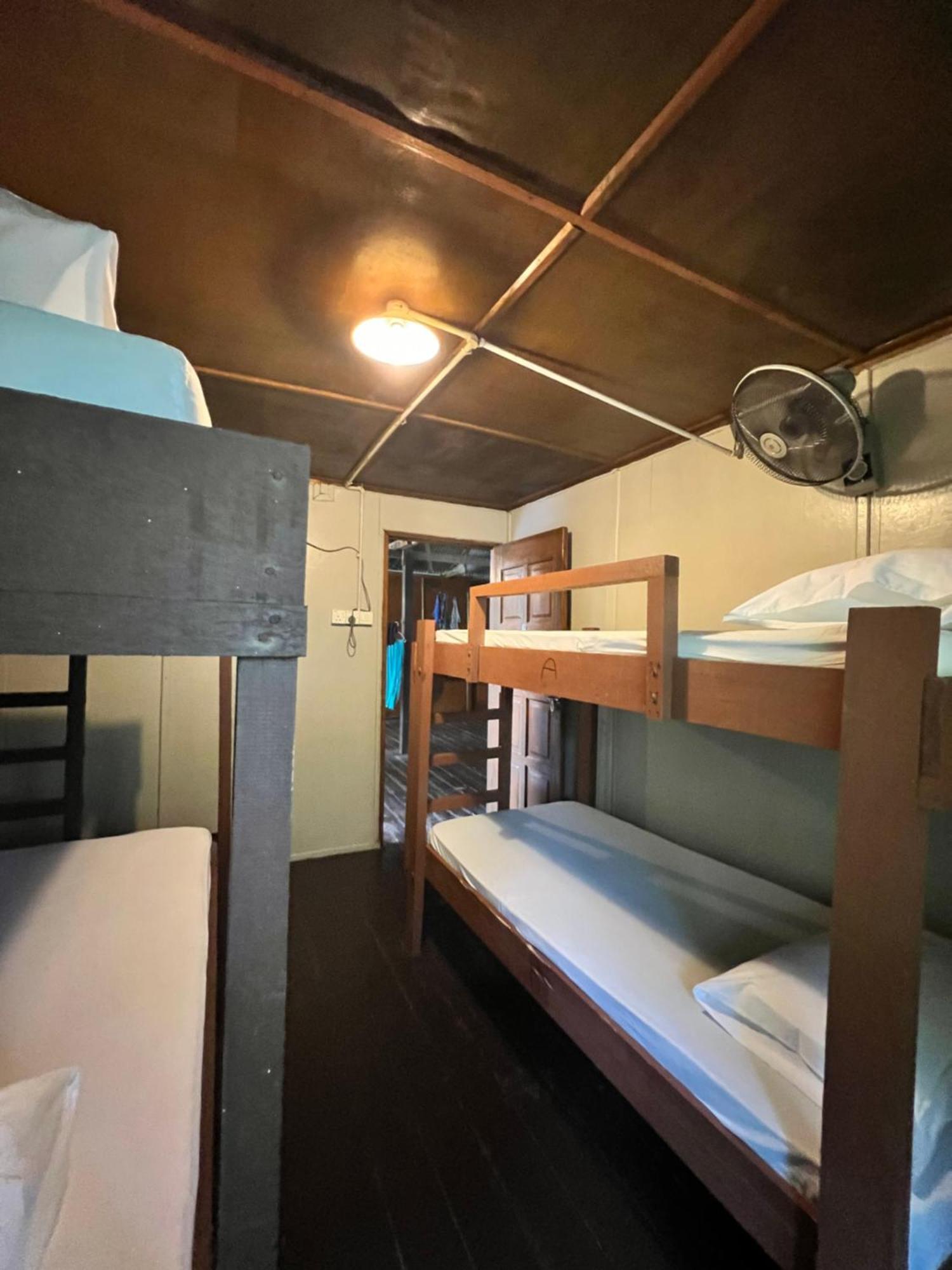 Ohlala Guesthouse Perhentian-øyene Eksteriør bilde
